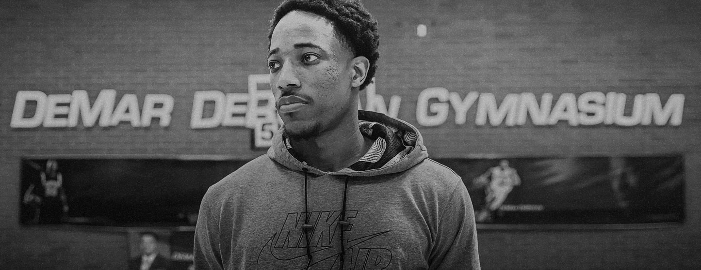 Por dentro da clínica de basquete de DeMar DeRozan em Compton