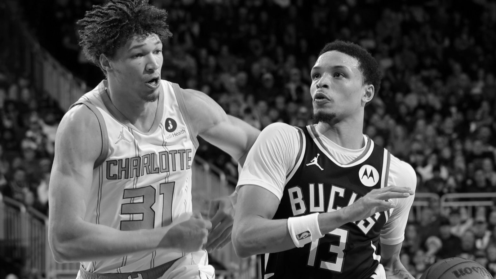 Hornets x Bucks hoje: o primeiro duelo sem LaMelo e Giannis