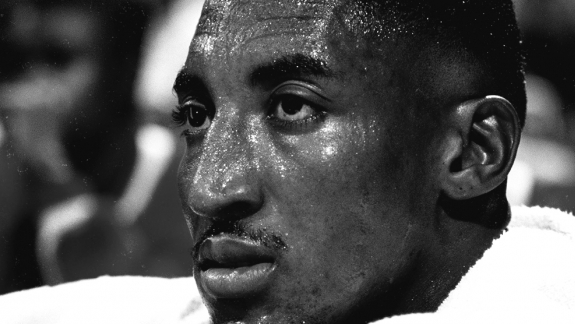 As duas vezes que Scottie Pippen quase jogou com Kobe Bryant no Lakers