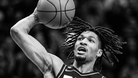Blazers perde Sharpe por 6 meses antes do camp começar