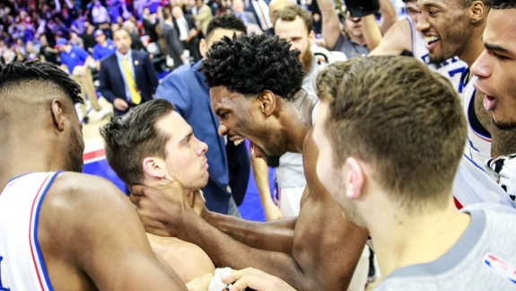 Você precisa ver o final do jogo do Sixers contra o Knicks