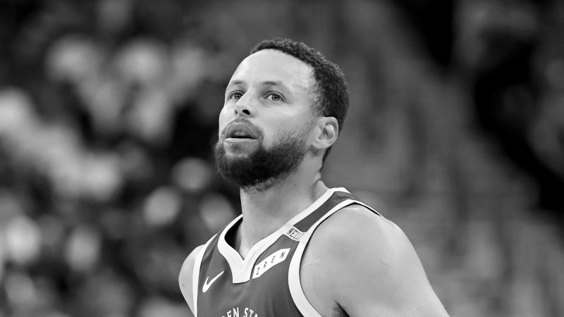 Suns x Warriors hoje: horário, onde assistir e se Curry joga