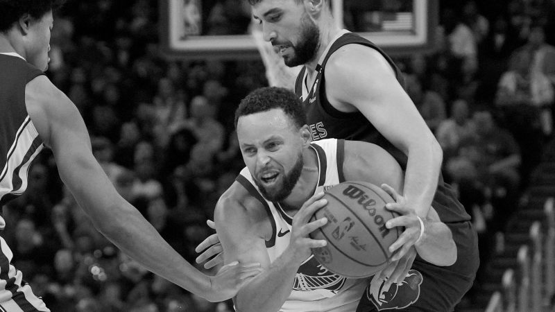 Por que o Warriors começou a temporada 0-3