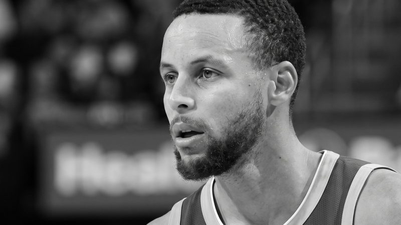 Warriors errou com LeBron e o fim de Curry azedou