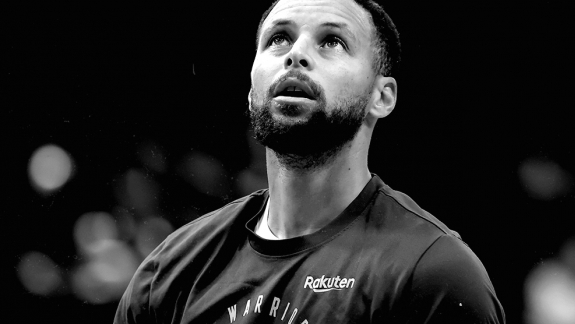 Warriors atualiza status de lesão de Stephen Curry antes do jogo contra o Wizards