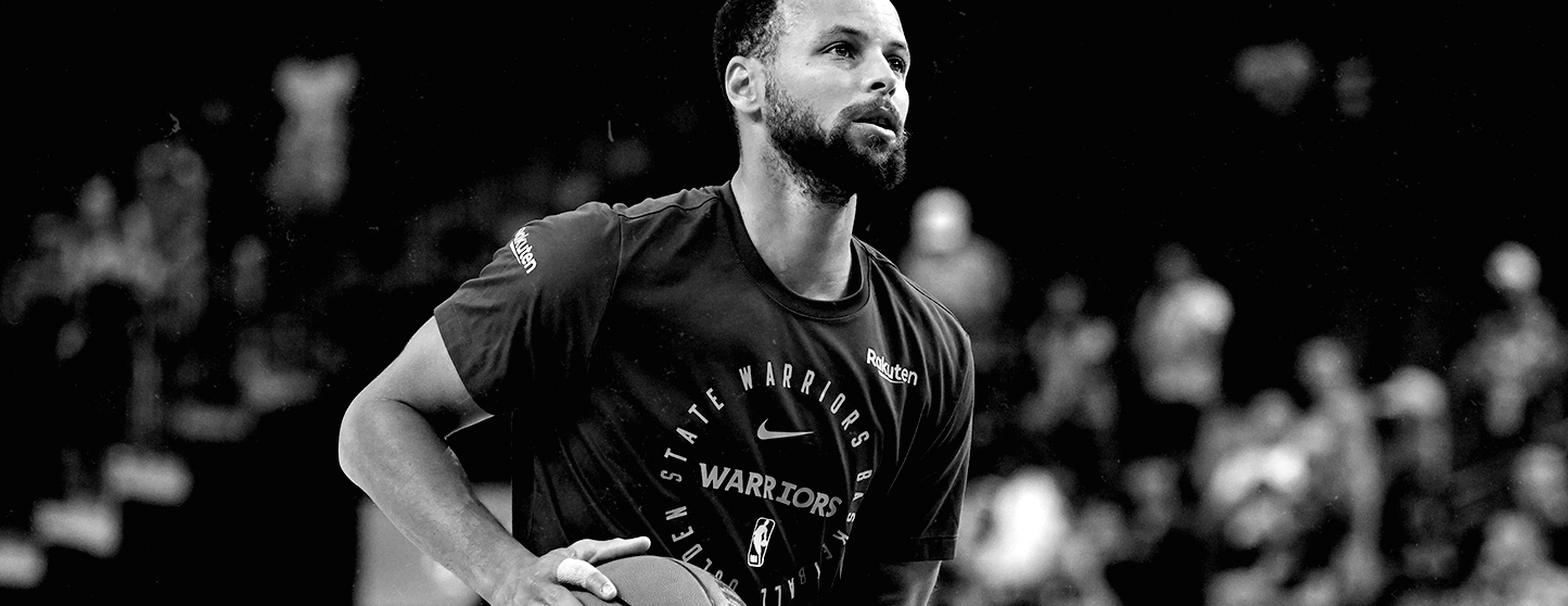 Stephen Curry desfalca Warriors por conta de lesão no dedo