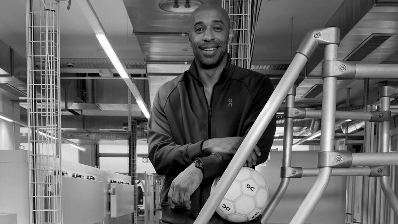 Veja o que Thierry Henry disse sobre chuteira feminina