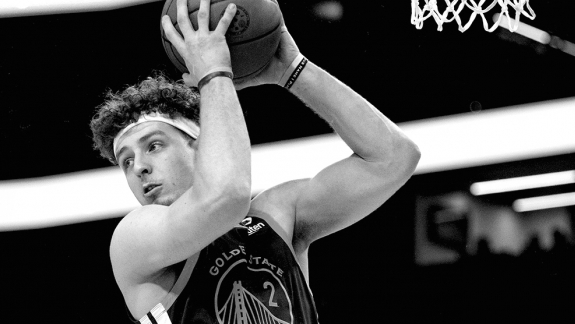 NBA: Warriors tomam decisão importante com o armador Brandin Podziemski
