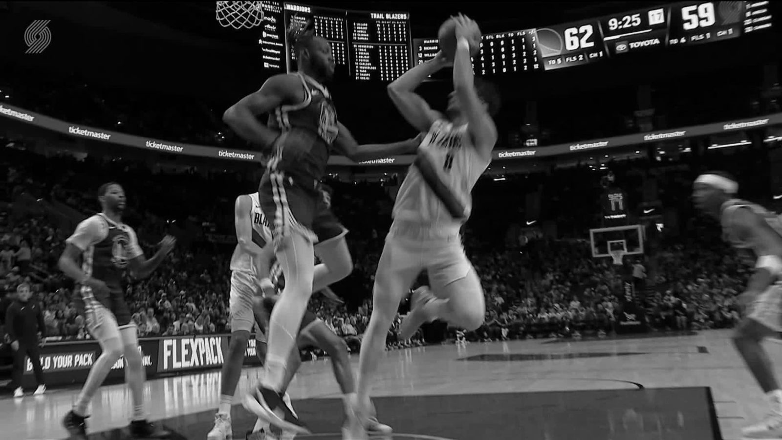Sem Curry, Warriors perde do Blazers por 123 a 118